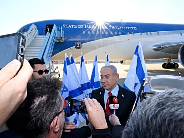 TEL AVIV, ISRAEL - FEBRUARY 02: (----EDITORIAL USE ONLY MANDATORY CREDIT - 'AVI OHAYON / GPO / HANDOUT' - NO MARKETING NO ADVERTISING CAMPAIGNS - DISTRIBUTED AS A SERVICE TO CLIENTS----) Israeli Prime Minister Benjamin Netanyahu makes statements at Ben Gurion Airport ahead of his visit to Washington DC, where he will meet with US President Donald Trump in Tel Aviv, Israel on February 02, 2025. (Photo by Avi Ohayon (GPO) / Handout/Anadolu via Getty Images)