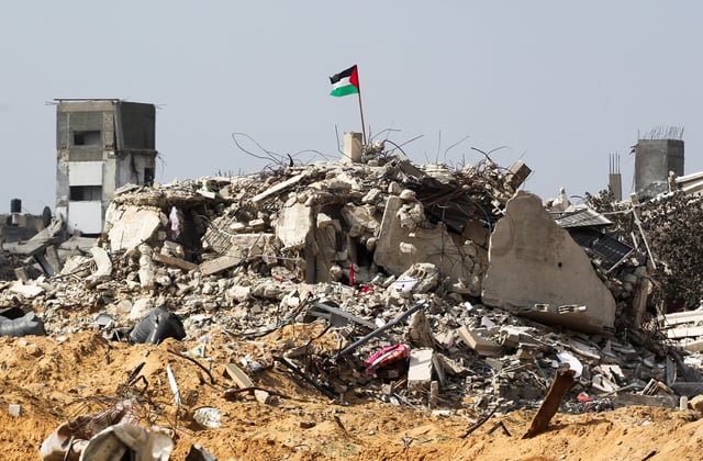Un tas de gravats dans la bande de Gaza décimée.