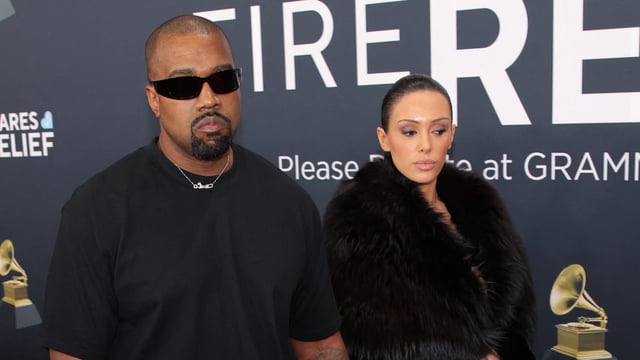 Kanye West and Bianca Censori pose at the red carpet during the 67th Annual Grammy Awards in Los Angeles, California, U.S., February 2, 2025. REUTERS/Daniel Cole