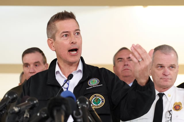 Secretary of U.S. Department of Transportation Sean Duffy addresses the media, after American Eagle flight 5342 collided with a Black Hawk helicopter while approaching Ronald Reagan Washington National Airport and crashed into Potomac River, in Washington, U.S. January 30, 2025.  REUTERS/Kevin Lamarque
