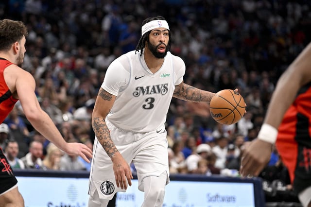 Dallas Mavericks forward Anthony Davis (3) brings the ball up court against the Houston Rockets during the second half at the American Airlines Center in Dallas, Texas on Feb. 8, 2025.