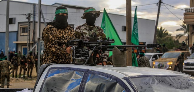 Vermummte Hamas-Kämpfer im Gazastreifen auf einer Aufnahme von Anfang Februar