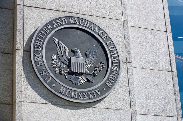 The headquarters building of the U.S. Securities and Exchange Commission (SEC) stands in Washington, D.C., U.S., on Monday, May 10, 2010. The chief executive officers of the biggest U.S. stock markets were called to a meeting at the SEC today to discuss last week�s selloff in equities, according to four people familiar with the situation. Photographer: Joshua Roberts/Bloomberg via Getty Images