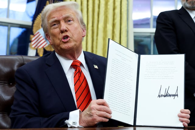 Le président américain Donald Trump a signé un décret exécutif sur les droits de douane, ce lundi à Washington.