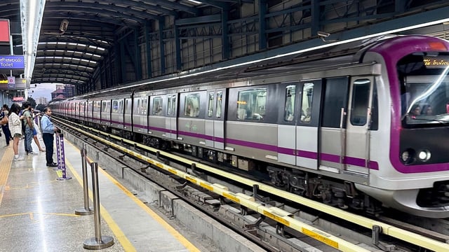 Bengaluru's Namma Metro new fare structure has drawn backlash from the commuters. 