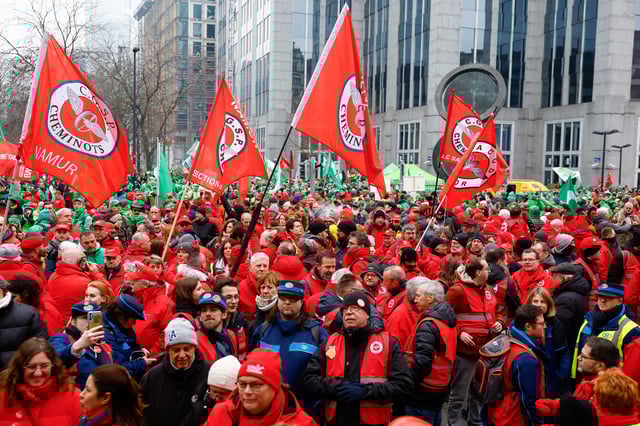 Workers and members of trade unions demonstrate during a national strike demanding stronger public services in Brussels, Belgium February 13, 2025. REUTERS/Stephanie Lecocq