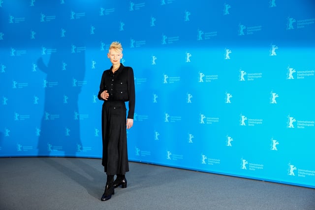 Golden Bear Lifetime Achievement honouree Tilda Swinton poses for pictures during a photocall ahead of a press conference in Berlin, Germany February 14, 2025. REUTERS/Nadja Wohlleben