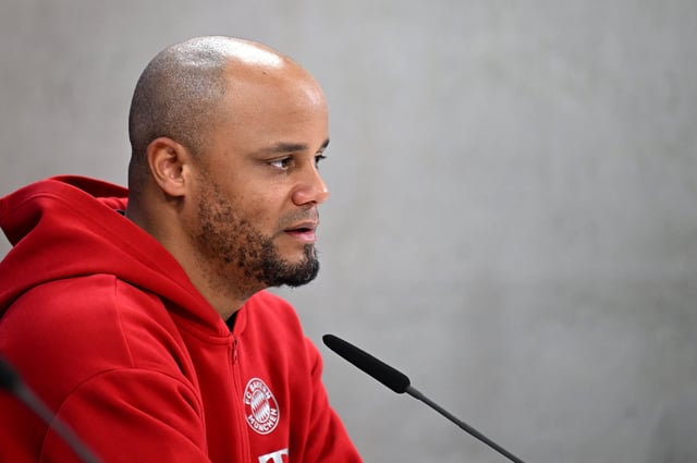 Soccer Football - Champions League - Knockout Phase Playoff - Second Leg - Bayern Munich Press Conference - Saebener Strasse, Munich, Germany - February 17, 2025 Bayern Munich coach Vincent Kompany during the press conference REUTERS/Angelika Warmuth