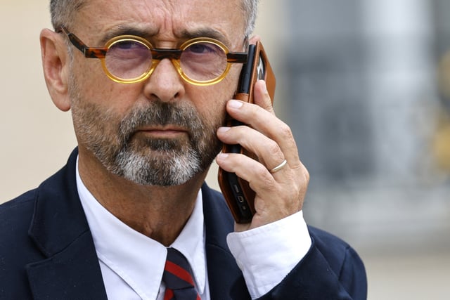 Attendu dans le bureau du procureur de Montpellier, Robert Ménard n’a « aucune idée » de la sanction qui lui sera proposée
