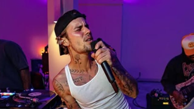 Justin Bieber confronted a paparazzi in Los Angeles after the photographer thanked him, which upset the singer.