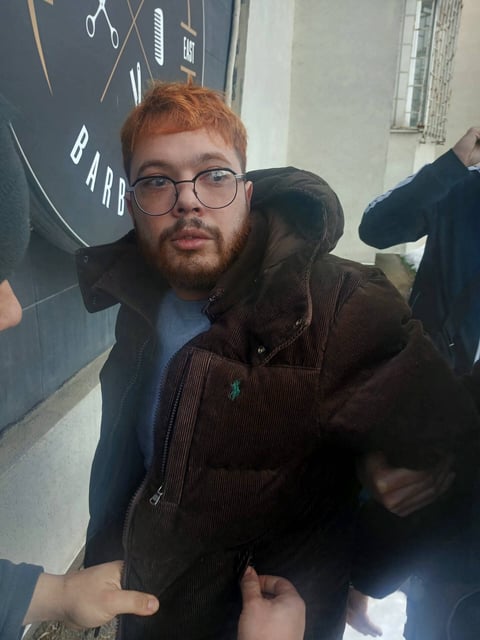 Mohamed Amra, photographié lors de son arrestation à Bucarest, en Roumanie, le 22 février 2025.