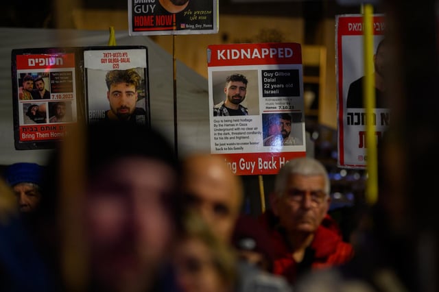 Demonstration für Geiseldeal in Tel Aviv