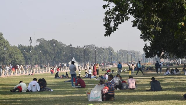For the past week, the regular sunny weather has helped Delhi residents enjoy the pleasant weather.