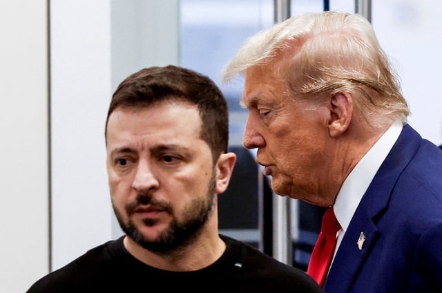 Republican presidential nominee and former U.S. President Donald Trump and Ukraine's President Volodymyr Zelenskiy meet at Trump Tower in New York City, U.S., September 27, 2024.  REUTERS/Shannon Stapleton/File Photo
