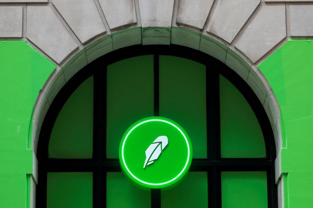 The logo of Robinhood Markets, Inc. is seen at a pop-up event on Wall Street after the company's IPO in New York City, U.S., July 29, 2021.