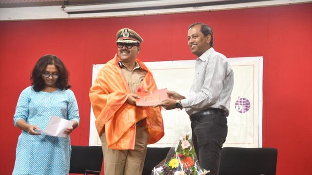 Kothrud police have arrested notorious gangster Gaja Marne in connection with the assault on a Bharatiya Janata Party worker. At Patrakar Bhavan, Pune police commissioner Amitesh Kumar said that this incident is not being treated as a mere case of assault but as an act of organised crime. (HT)