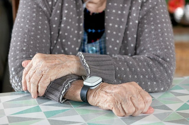 Le taux de suicide moyen des 85 ans ou plus s’éleve en France à plus de 35 pour 100 000.
