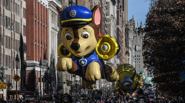 NEW YORK, NEW YORK - NOVEMBER 23: The Paw Patrol balloon floats in Macy's annual Thanksgiving Day Parade on November 23, 2023 in New York City. Thousands of people lined the streets to watch the 25 balloons and hundreds of performers march in this parade happening since 1924. (Photo by Stephanie Keith/Getty Images)