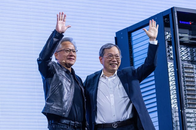 harles Liang, chief executive officer of Super Micro Computer Inc., right, and Jensen Huang, co-founder and chief executive officer of Nvidia Corp., during the Computex conference in Taipei, Taiwan, on Wednesday, June 5, 2024.