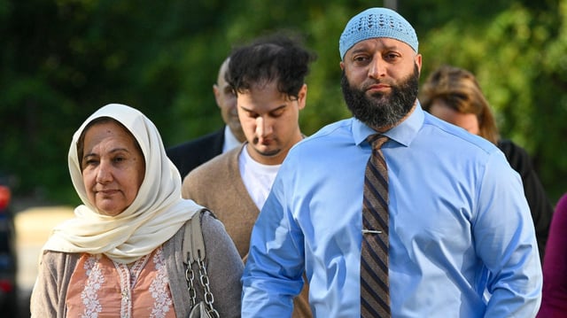 Adnan Syed arrives with his mother, Shamim Syed, family and friends for a court hearing in Annapolis on Thursday.