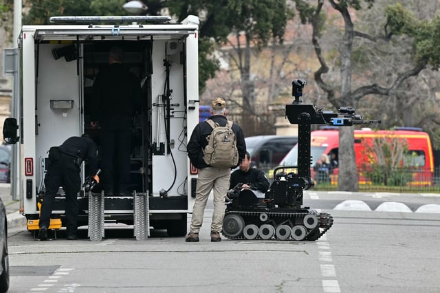 Explosion au consulat de Russie à Marseille: deux personnes placées en garde à vue