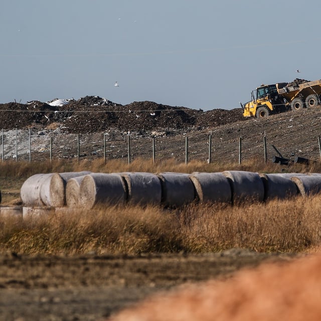 Crews prepare the site that will be searched for Morgan Harris and Marcedes Myran, whose remains police believe were sent the landfill just north of Winnipeg, Wednesday, Oct. 23, 2024. THE CANADIAN PRESS/John Woods