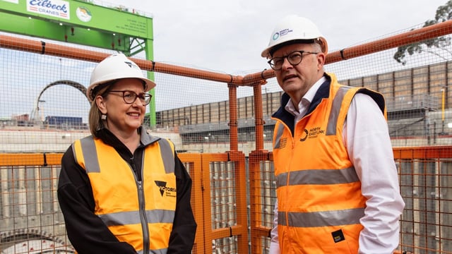 Victorian Premier Jacinta Allan and Prime Minister Anthony Albanese (Image: AAP/Diego Fedele)