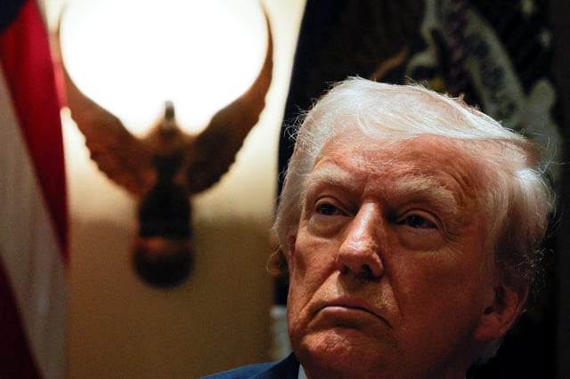 Le président américain Donald Trump préside sa première réunion de cabinet à la Maison Blanche à Washington, États-Unis, le 26 février 2025.