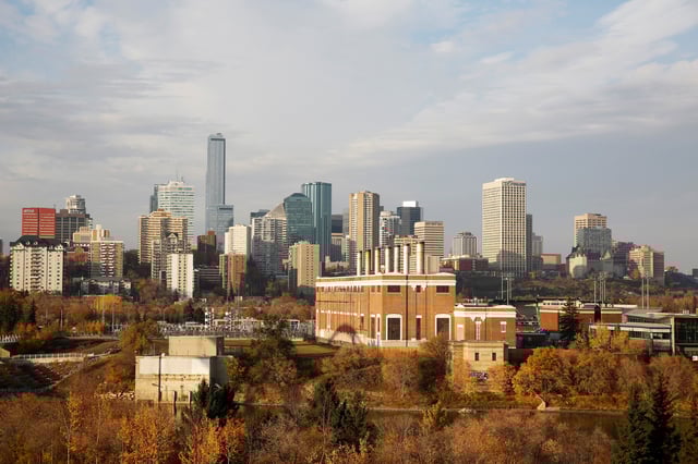 View of the downtown city skyline of Edmonton, Alberta, Canada, October 6, 2021. Picture taken October 6, 2021. REUTERS/Todd Korol/File Photo