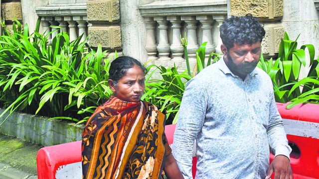 Mumbai, India – Sep 25, 2024: Badlapur sexual assault accused Akshay Shinde's father Anna Shinde and mother outside High Court that it appears from the record that Akshay Shinde was shot dead at point-blank range, in Mumbai, India, on Wednesday, Sept 25, 2024. (Photo by Bhushan Koyande/HT Photo)