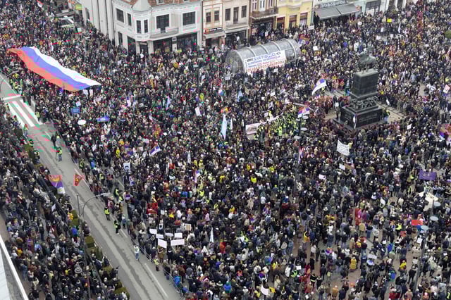 Students and opposition supporters hold 15 minutes of silence during a protest over the fatal November 2024 Novi Sad railway station roof collapse, in Nis, Serbia March 1, 2025. REUTERS/Djordje Kojadinovic
