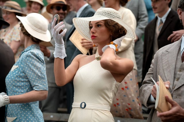 Mimi Keene as Kay Elliot (Photo: BBC/Mammoth Screen/James Pardon)