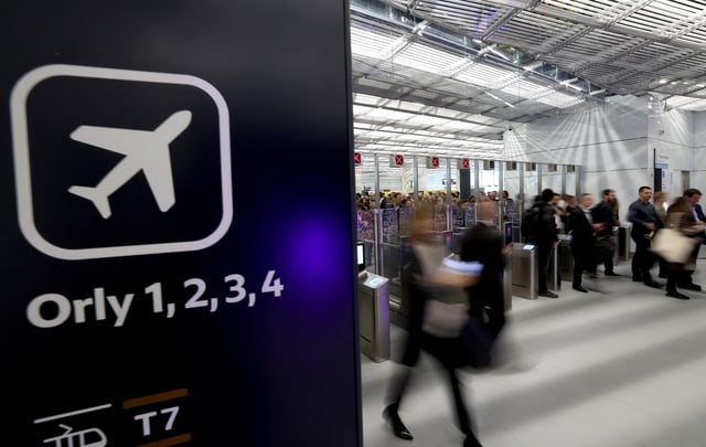 Fin de l’Orlybus: comment rejoindre l’aéroport pour 2€ au lieu de 13€ ?