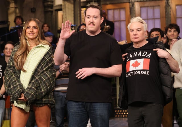 Pictured: (l-r) Musical guest Tate McRae, host Shane Gillis, and special guest Mike Myers during Goodnights & Credits on March 1, 2025.