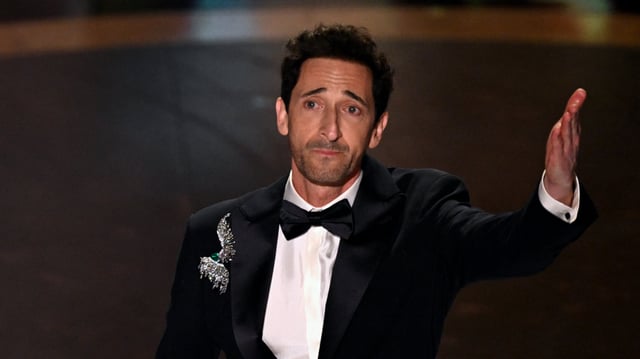Adrien Brody accepts the award for Best Actor in a Leading Role for &#34;The Brutalist&#34;