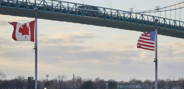 Le pont qui sépare la ville canadienne de Windsor et celle de Détroit aux Etats-Unis, le 1 mars 2025