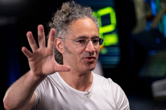 Alex Karp, CEO of Palantir, plans to sell $1 billion of company stock. Photo: David Paul Morris/Bloomberg via Getty Images