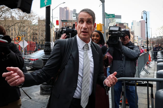 Bryan Freedman, attorney for actor Justin Baldoni, arrives for a hearing in a $400 million defamation suit with Baldoni's "It Ends With Us" co-star Blake Lively, at Federal Court in New York City, U.S., February 3, 2025.  REUTERS/Brendan McDermid/File Photo