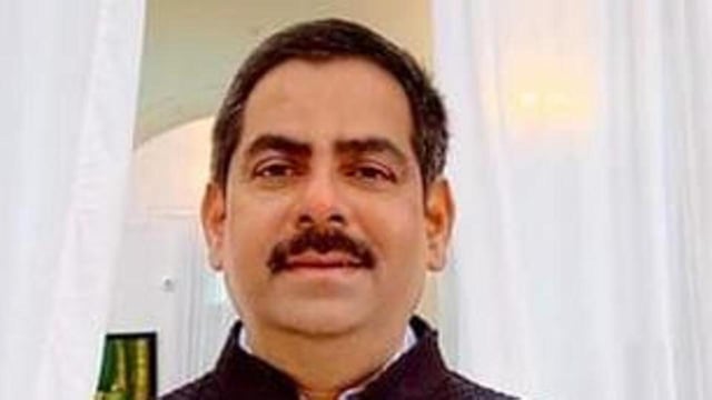 Pune municipal commissioner Rajendra Bhosale on Tuesday presented the municipal annual budget for the financial year 2025-26 with an outlay of ₹12,618 crore. (HT)