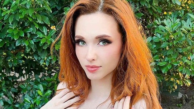 Amouranth was held at gunpoint at her Houston residence as a trio of armed masked robbers demanded her crypto wealth. 