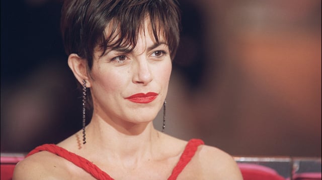 La chanteuse Lio sur le plateau de l’émission «Vivement dimanche» de Michel Drucker, en 2001.