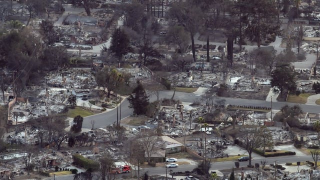 A general view of houses in a neighborhood of Altadena, California, on Jan. 12 that were destroyed in the Eaton Fire. Photo: David McNew/Getty Images
