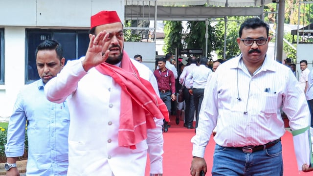 Samajwadi Party (SP) MLA Abu Azmi has found himself at the centre of a controversy after his remarks on Aurangzeb.
