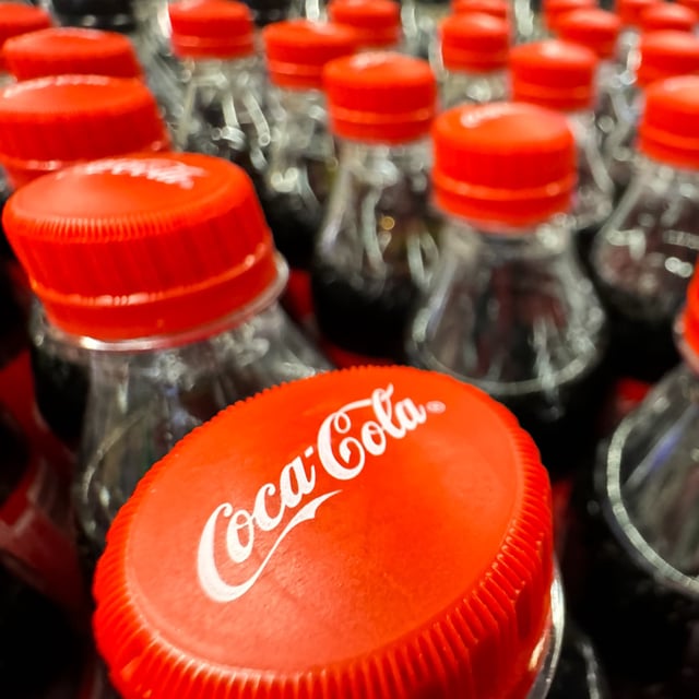 Coca-Cola bringt eine neue Flaschengröße nach Deutschland.