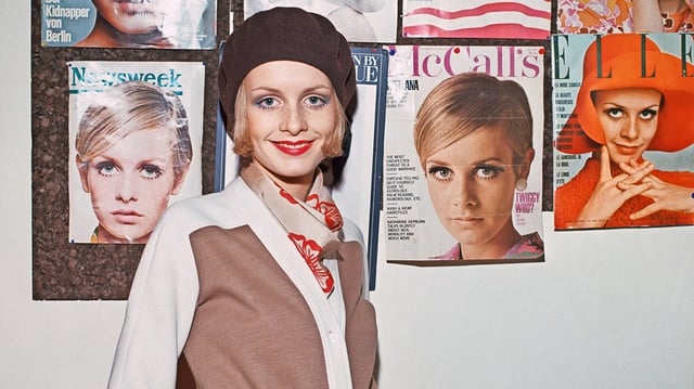 Twiggy reveals in the film how she copied her distinctive eye make-up from the rag doll in her childhood bedroom