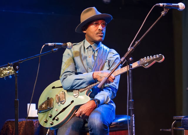 D'Wayne Wiggins performs at the GRAMMY Pro Songwriters Summit at The Uptown on May 12, 2016 in Oakland, California.