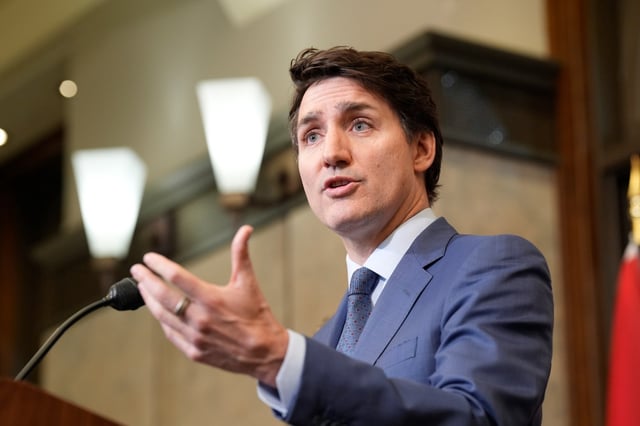 A recent Ipsos poll showed Canadian Prime Minister Justin Trudeau&#39;s Liberal Party has now edged ahead of the rival Canadian Conservative Party that had enjoyed several years of dominance in the polls. (Adrian Wyld /The Canadian Press via AP)