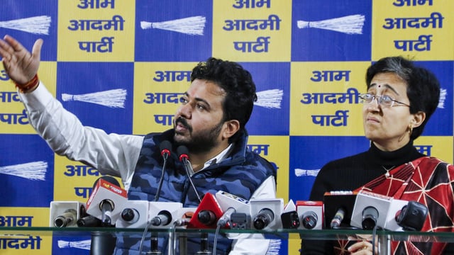 Mahila Samriddhi Yojana: AAP leader Durgesh Pathak with Atishi