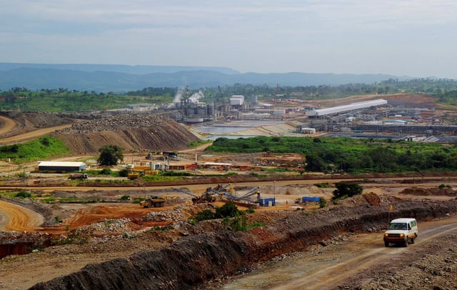 A view of processing facilities at Tenke Fungurume, a copper and cobalt mine 110 km (68 miles) northwest of Lubumbashi in Congo's copper-producing south. Picture taken January 29, 2013.   REUTERS/Jonny Hogg/File Photo