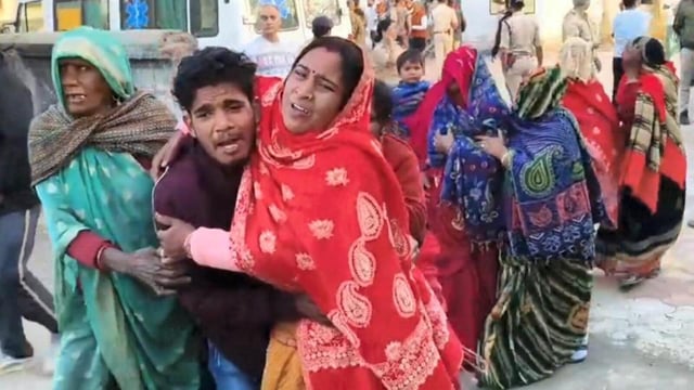 The relatives of the victims of Monday’s road accident in Madhya Pradesh's Sidhi district. (PTI)